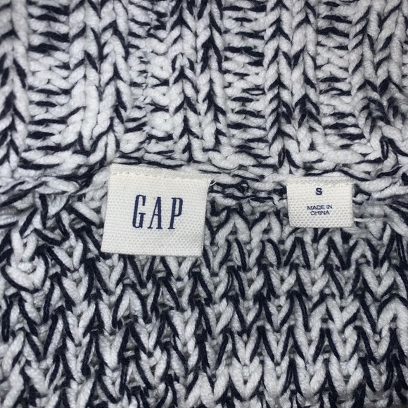 Cardigan - Picture 4 of 4